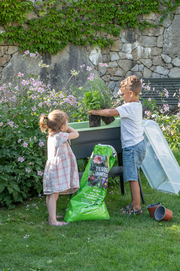 Jardinière pour les enfants