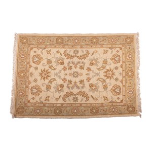 Tapis en laine beige